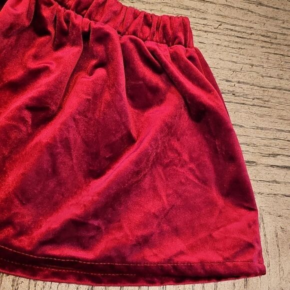 Red Velvet Skirt Size 5/6 - Picture 8 of 9